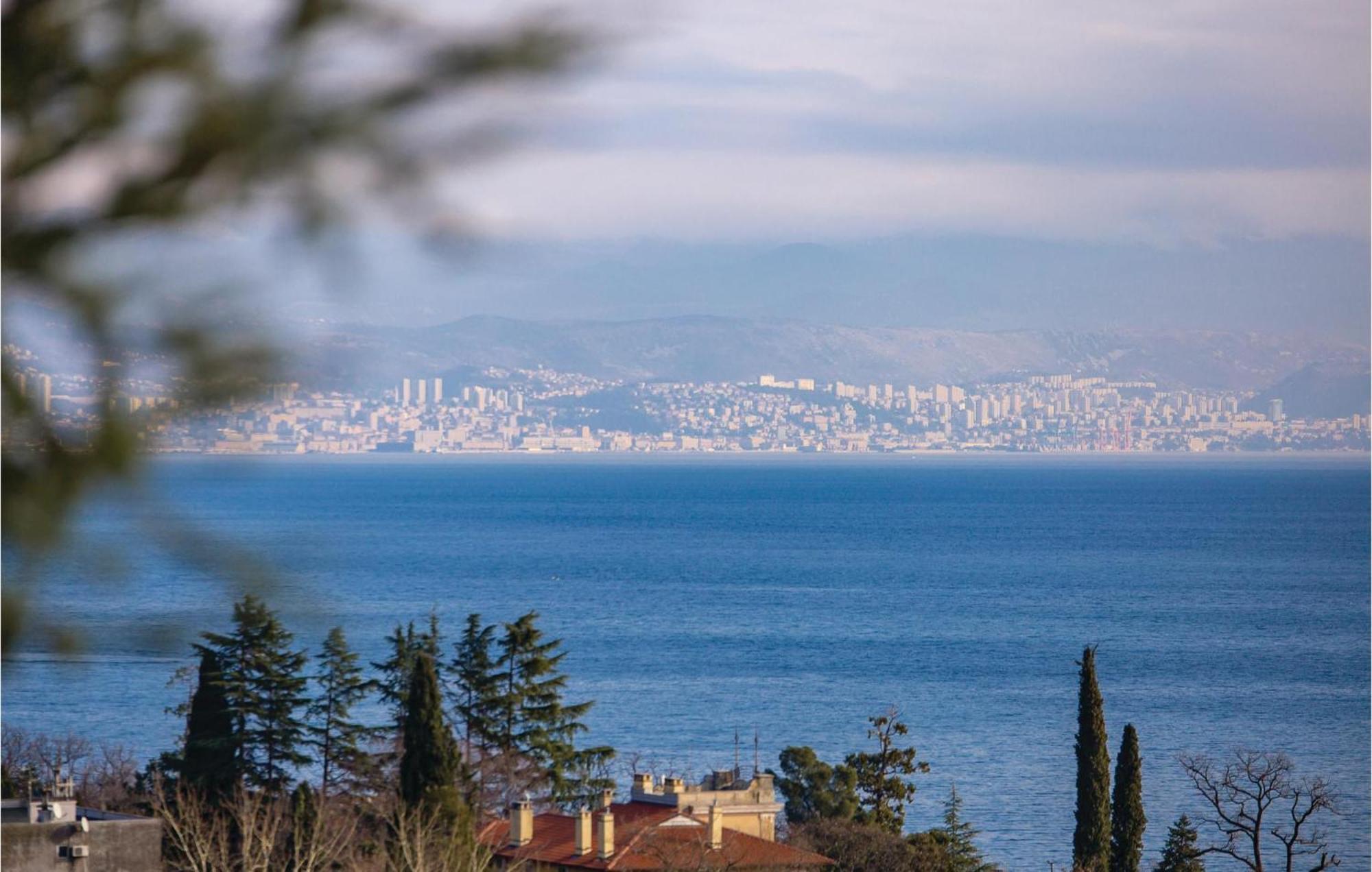 Nice Apartment In Lovran With House Sea View Exterior photo